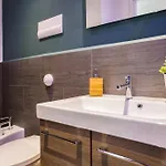 Politeama Luxury Oda ve Kahvaltı 4*